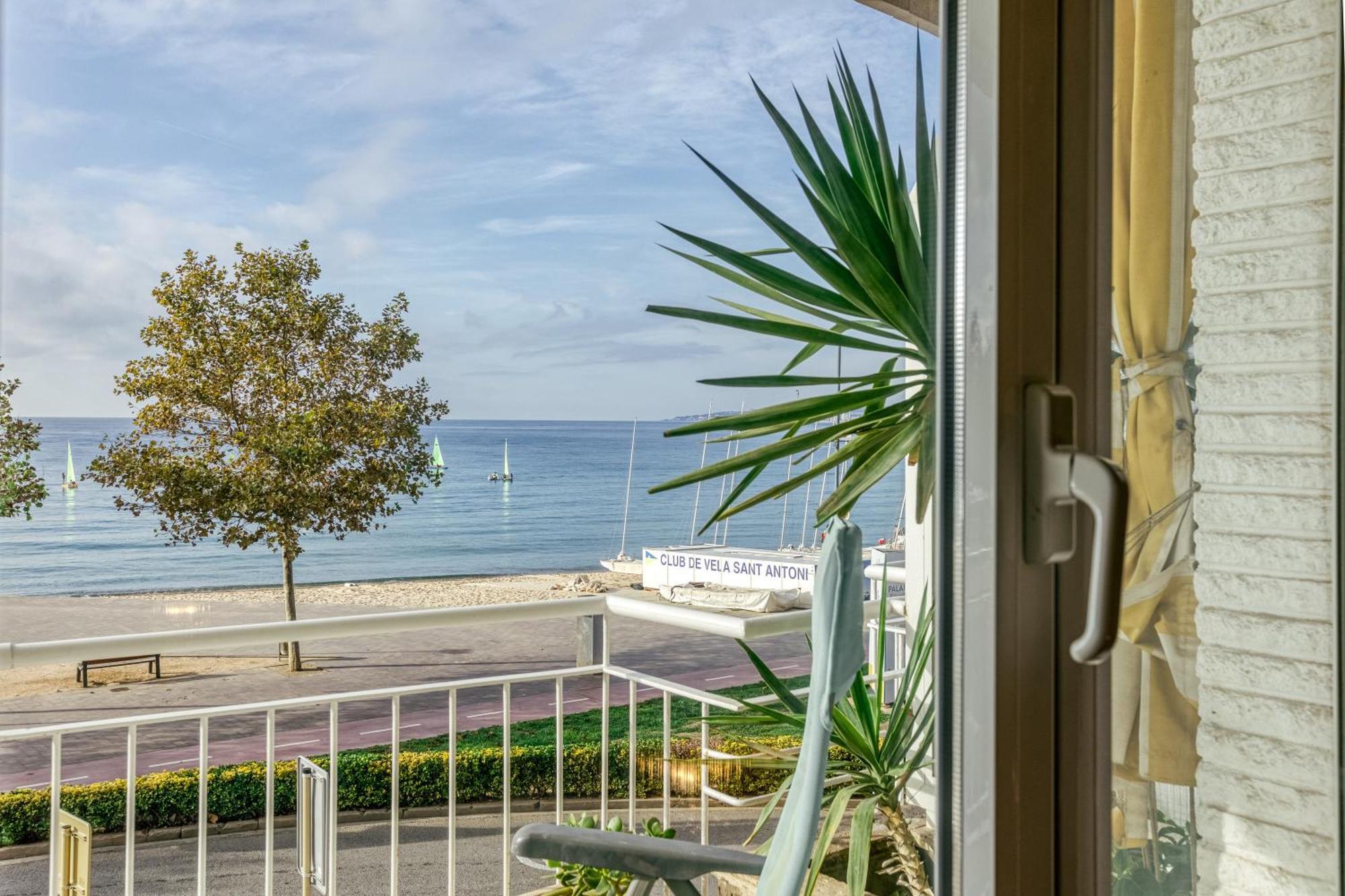 Apartamento Carrer Del Mar Palamós Exterior foto